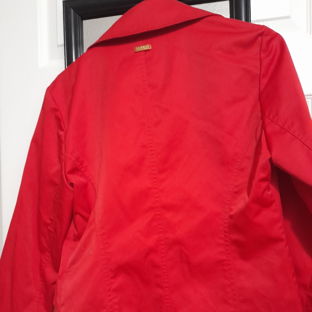 Rain jacket